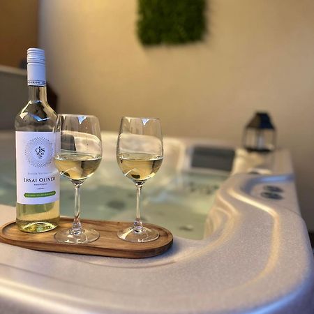 Varfal Apartman II Έγκερ Εξωτερικό φωτογραφία