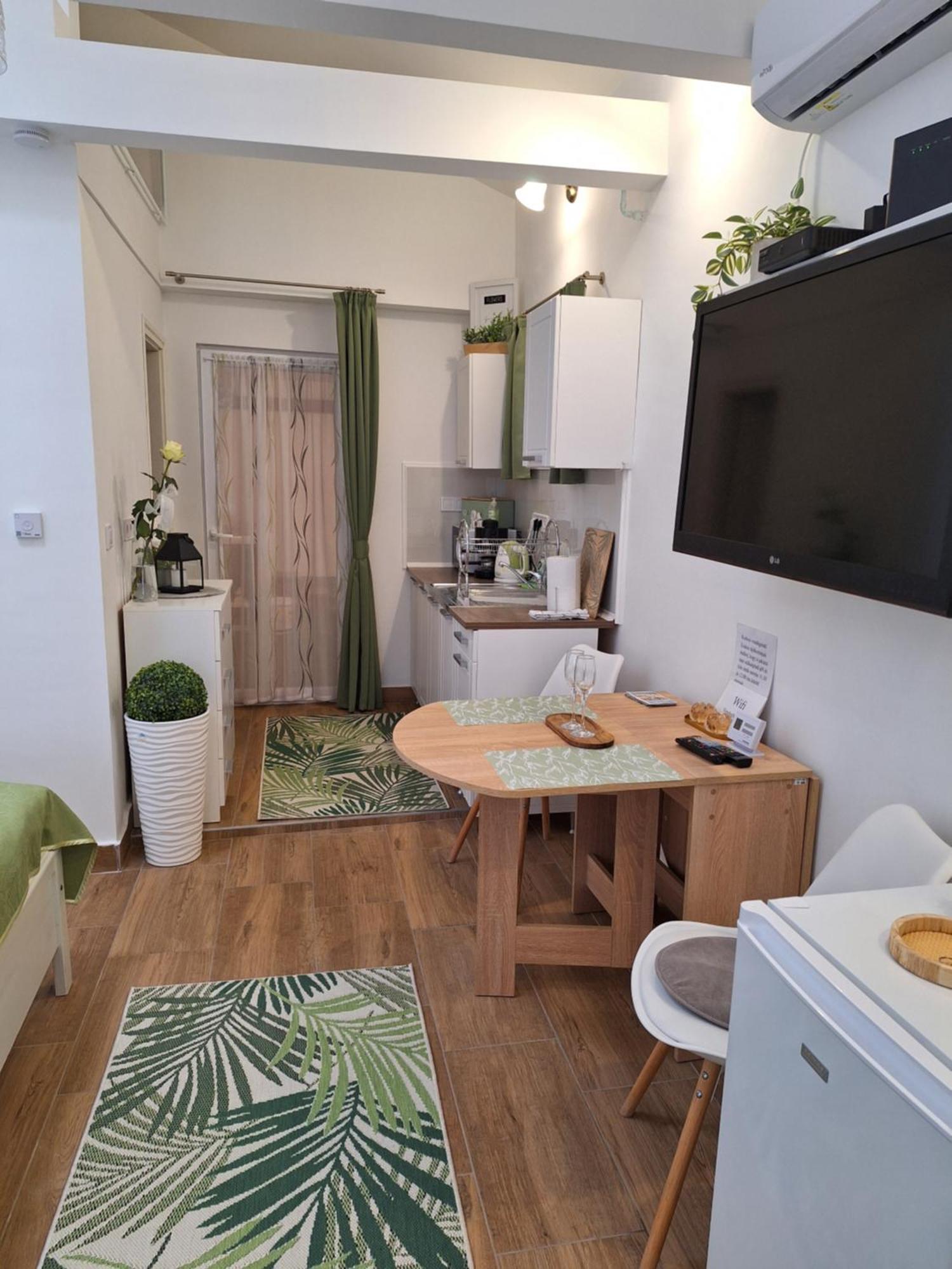 Varfal Apartman II Έγκερ Εξωτερικό φωτογραφία